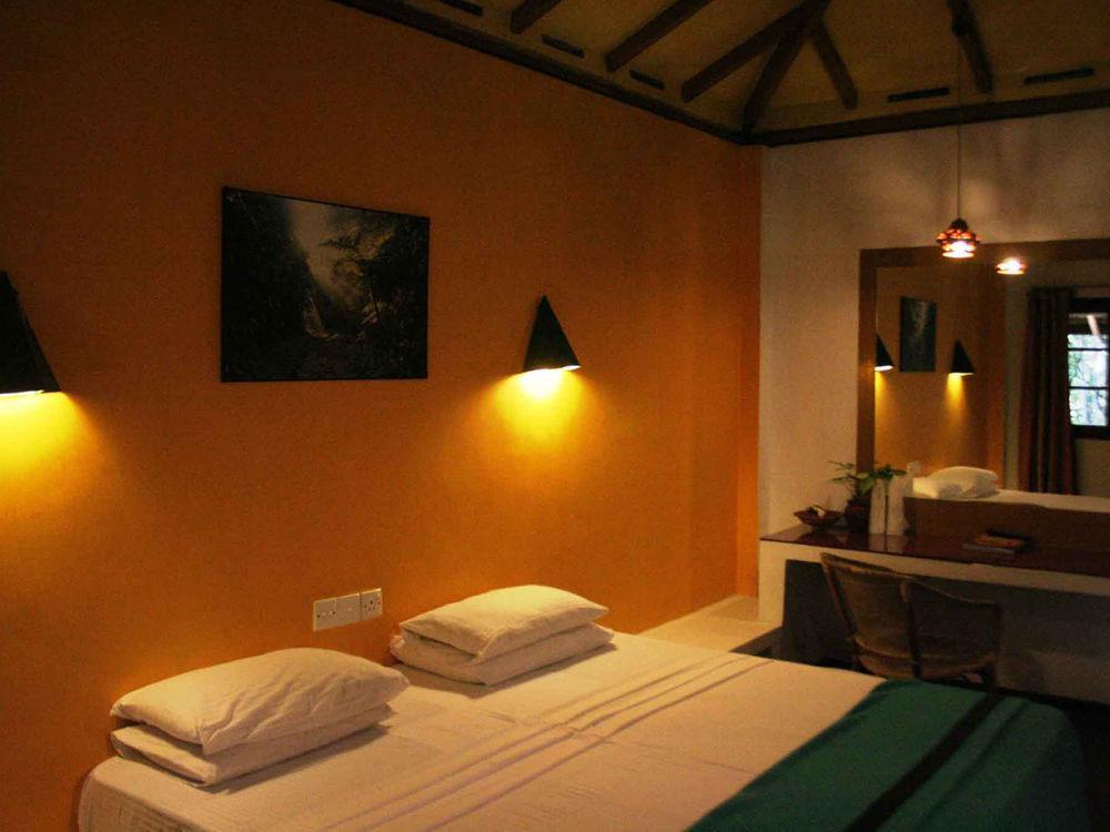 River Garden Resort เบลิฮุล โอยา ภายนอก รูปภาพ